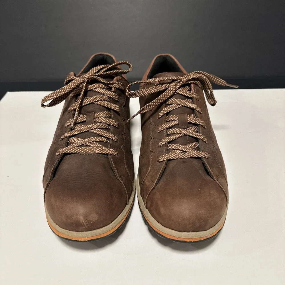 Columbia Men's 13 Trail Shoes Three Passes Brown Nubuck Leather Sneakers